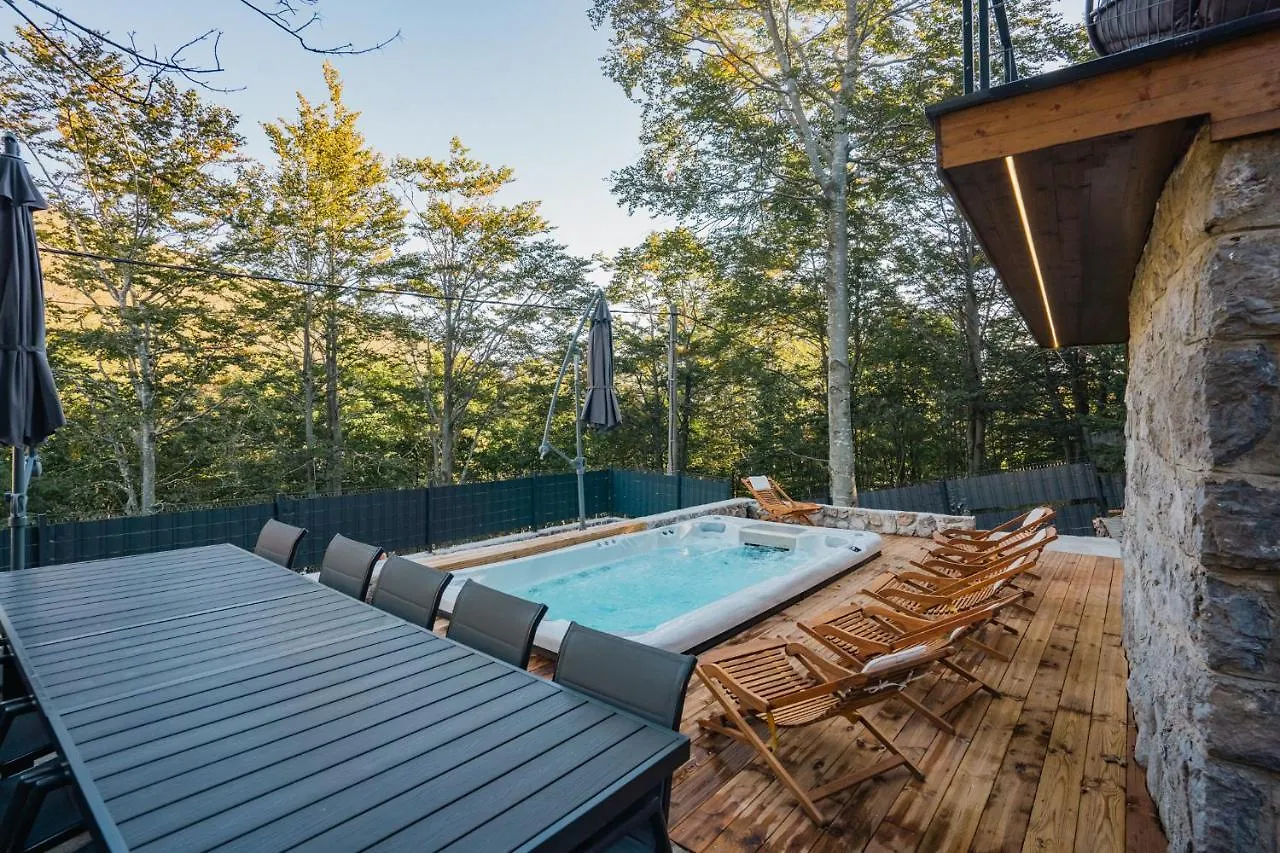 The Magic Forest - Holiday Home & Spa Zone Platak Soboli 샬레
